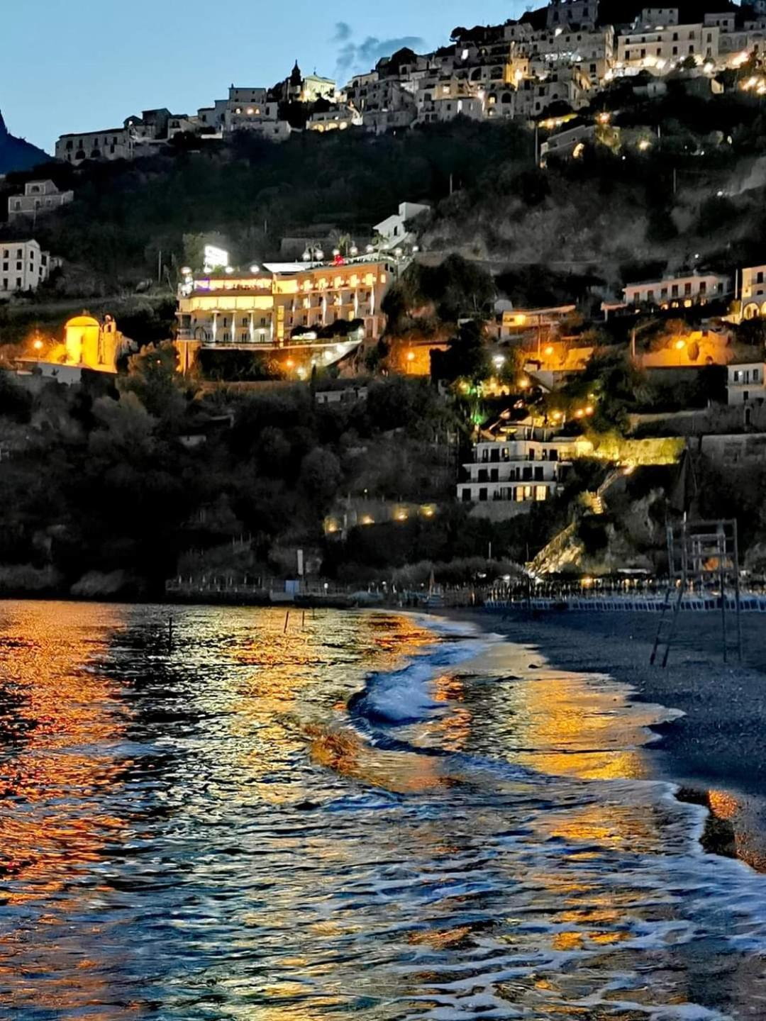 Approdo Di Marina Apartamento Vietri Exterior foto